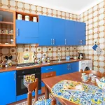 La Casa Blu Daire *