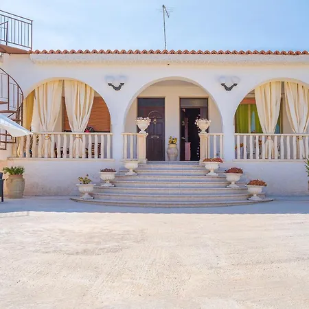 La Casa Blu Apartment